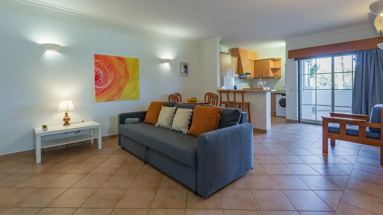 Sunny 1Bdr Apartment W/ Balcony & Pool In Portimao By Lovelystay Portugal