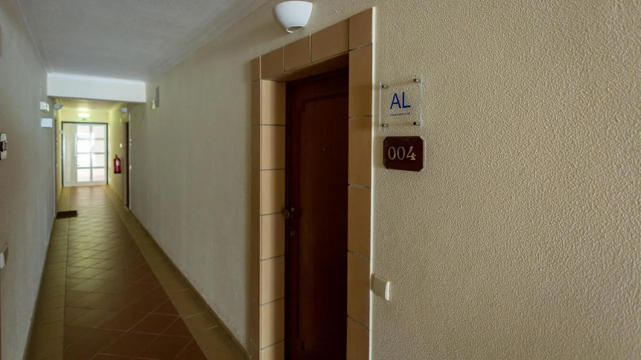 Sunny 1Bdr Apartment W/ Balcony & Pool In Portimao By Lovelystay 0*,  Portugal